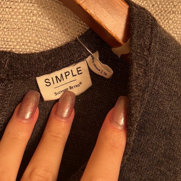 Gray Long Sleeve Tunic - Picture 5 of 5